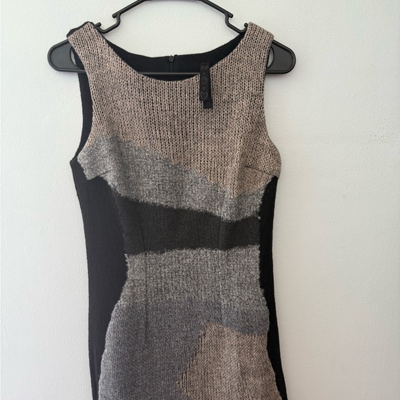 Desigual Knit Wool Alpaca Size small Sleeveless Midi Dress Black/Gray Preowned - Picture 1 of 5